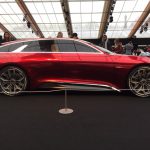 Coche de exposición
