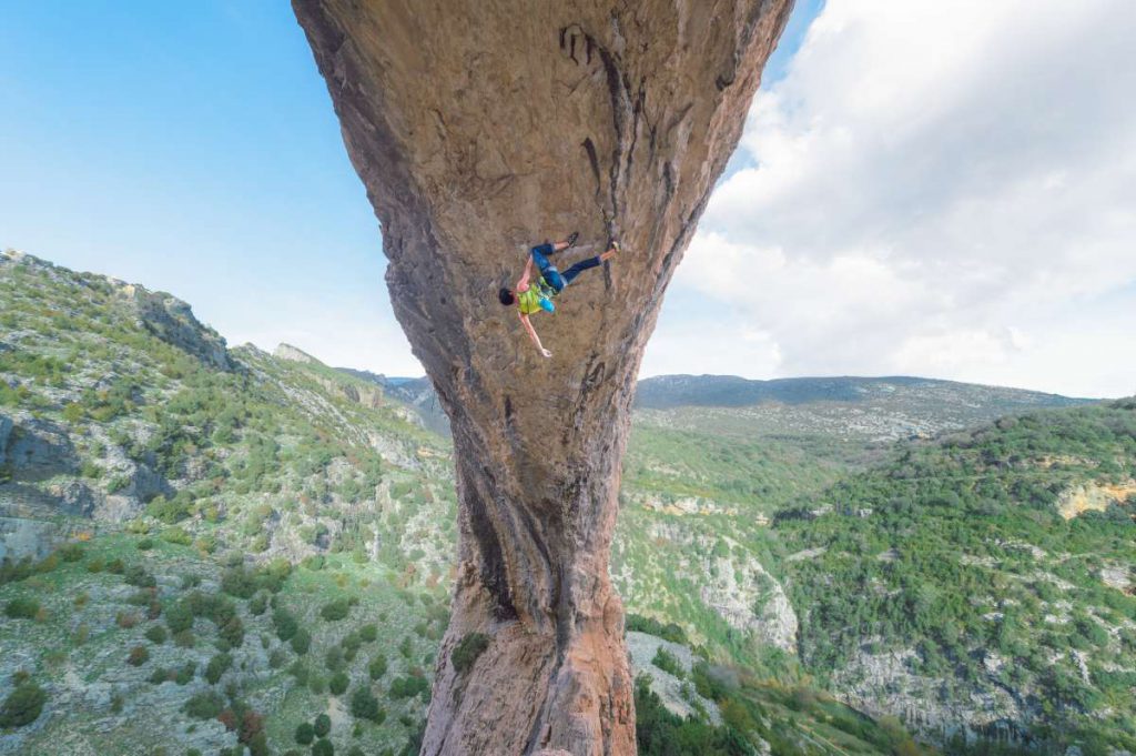 Escalar en los Pirineos: Rodellar, Huesca.